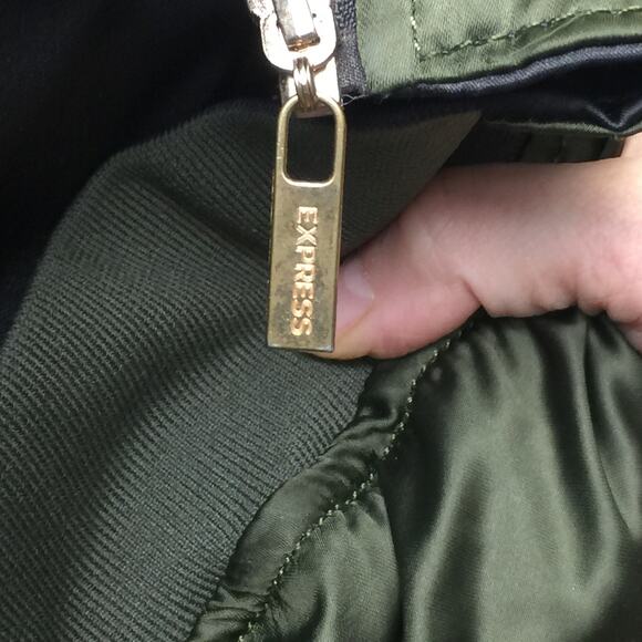 Express x Karlie Kloss Collab Reversible Gray & Army Green Bomber Jacket Small - Picture 9 of 9